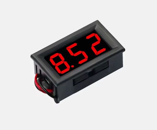 Вольтметр цифровий DC 4,5-30В, 0,56 вбудований, два дроти, в корпусі